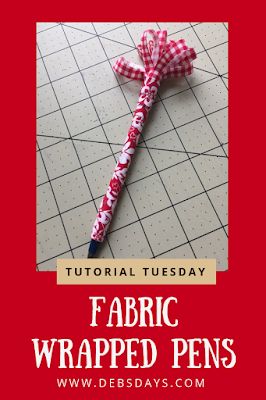 Deb's Days: Use Scrap Fabric to Decorate Pens - Tutorial Tuesday Kitchen Sewing Projects, Kitchen Sewing, Office Diy, Pen Toppers, Craft Apron, Scrap Fabric Projects, Pen Diy, Diy Office, Fabric Pen