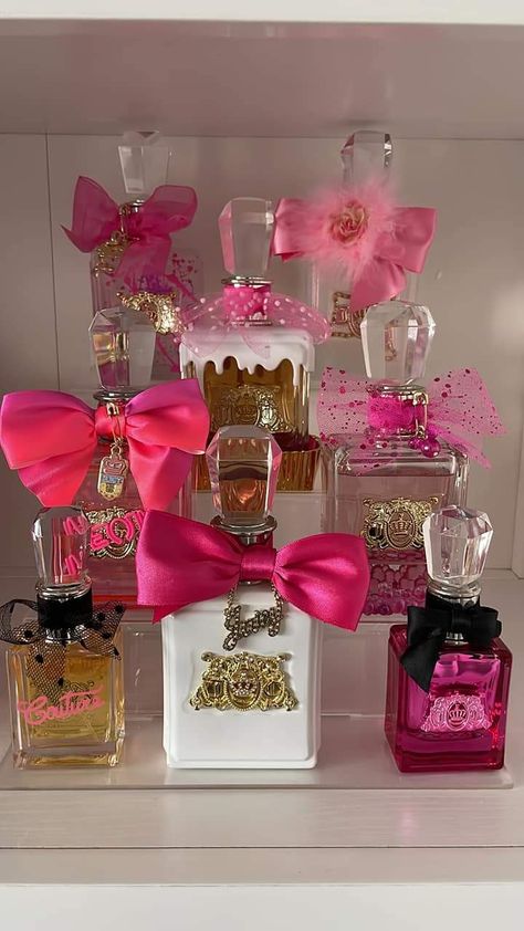 Juicy Couture Perfume Collection, Profumo Victoria Secret, Koleksi Parfum, Juicy Couture Perfume, Couture Perfume, Tout Rose, Makeup For Black Skin, Fragrances Perfume Woman, Pink Perfume