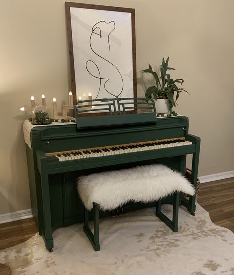 This 1939 Story & Clark Art Deco piano needed a makeover.  It turned out so great. Piano Makeover Diy, Electric Piano Decor, Painted Piano Ideas Colour, Refinished Piano Ideas, How To Decorate A Piano Top, Sage Green Piano, Refurbish Piano, Digital Piano Decor, Piano Makeover Ideas