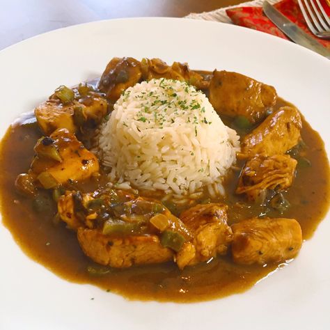 Chicken Etouffee Recipe, Chicken Etouffee, Etouffee Recipe, The Crescent City, Cajun Dishes, Cajun Creole Recipes, Perfect Rice, Cajun Cooking, Louisiana Recipes