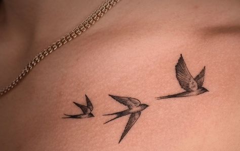 3 Swallows Tattoo, Martin Bird Tattoo, Bird Tattoo Chest, Libra Tattoo Designs, Word Tattoo Designs, Swallow Bird Tattoos, Simple Bird Tattoo, Bird Tattoos For Women, Simple Tattoos For Guys