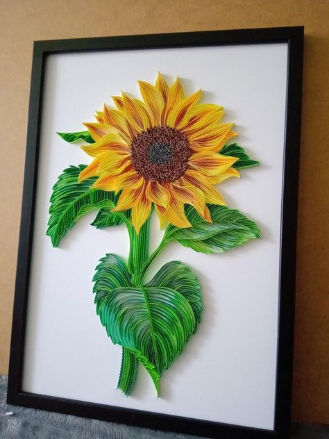 Beta Projects, Quilling Sunflower, Diy Quilling Crafts, Vase Deco, Paper Quilling Flowers, Diy Jewellery Designs, Quilling Work, Art Quilling, Paper Quilling Patterns