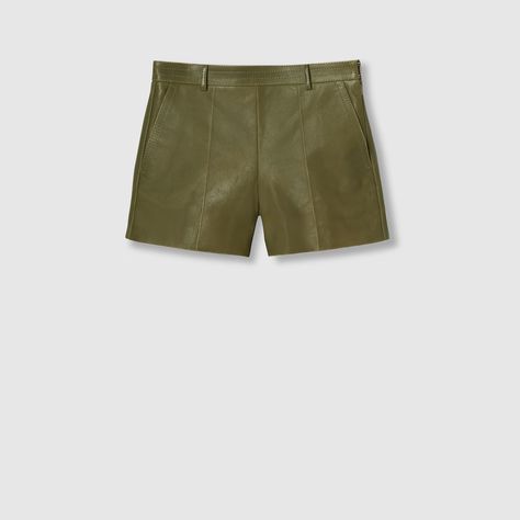 Gucci Shorts, Green Gucci, Airport Fashion, Gucci Leather, Airport Style, Dark Green, Bleach, Ready To Wear, Gift Wrapping