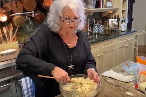 Hot Coleslaw Recipe, Paula Deen Pulled Pork, Paula Deen Coleslaw Recipe, Amish Slaw Recipe, Hot Dog Slaw Recipe, Southern Coleslaw Recipe, Broccoli Cole Slaw, Coleslaw For Pulled Pork, Southern Coleslaw