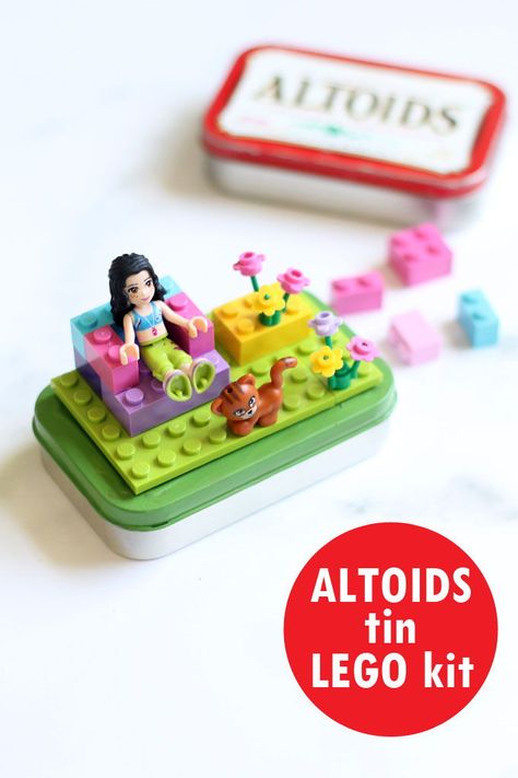 How to upcycle an Altoids Tin into a cute LEGO kit! Great toy for kids. Party favors or travel game idea. #AltoidsTin #Lego #kids #games #toys Cute Lego, Easy Recycled Crafts, Mint Tin Crafts, Mommy Ideas, Trip Activities, Altoids Tin, Lego Kits, Altoid Tin, Nintendo Console