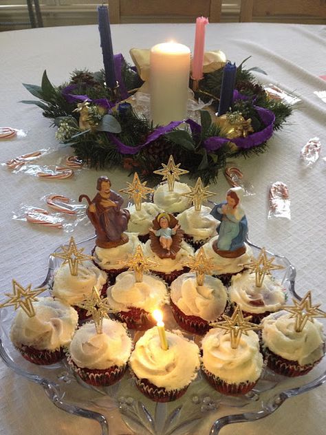 Catholic Cuisine: Happy Birthday Jesus Cupcakes & A Gingerbread Manger Jesus Birthday Cake, Happy Birthday Jesus Party, Jesus Birthday Party, Christmas Potluck, Holiday Fruit, Christmas Crib, Catholic Christmas, Catholic Company, Irish Christmas