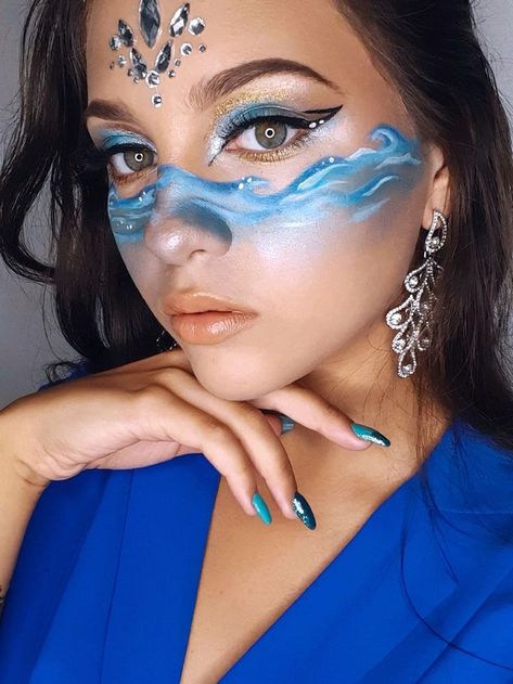 Poseidon Makeup, Water Costume Ideas, Water Makeup Look, Water Inspired Makeup, Water Makeup Looks, Shark Makeup, Wave Makeup, Ocean Makeup, Dragon Makeup