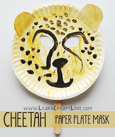 Cheetah Mask Craft | LearnCreateLove.com Cheetah Crafts, Cheetah Mask, Paper Plate Masks, Safari Crafts, Cheetah Party, Jungle Crafts, Mask Craft, Zoo Crafts, Zoo Animal Crafts