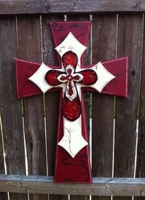 Diy Crosses, Wooden Cross Crafts, Cross Love, Wooden Crosses, Sign Of The Cross, Old Rugged Cross, Cross Crafts, Cross Wall, Cross Wall Decor