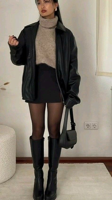 Svarta Outfits, Black Skirt Outfits, Skirt Outfits Summer, Jean Skirt Outfits, Rok Mini, Leather Skirt Outfit, Skirt Outfits Fall, Denim Skirt Outfits, Winter Fashion Outfits Casual