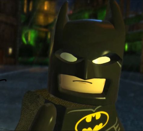 The LEGO man real!!! Lego Character Icons, Lego Batman Pfp, Gleep Glorp, Fye Pics, Lego Batman 2, Batman 2, Dr Doom, Batman Pictures, Lego Batman Movie