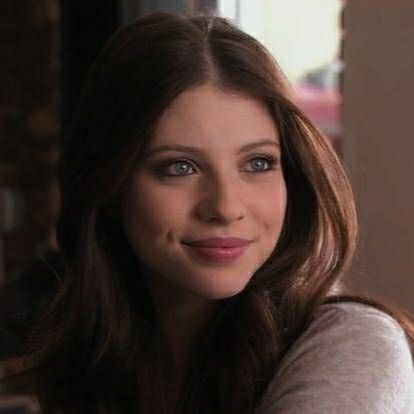 gossip girl • michelle trachtenberg Estilo Blair Waldorf, Georgina Sparks, Michelle Trachtenberg, Olivia Holt, Lizzie Mcguire, Leighton Meester, Model Aesthetic, Female Actresses, Girls Characters