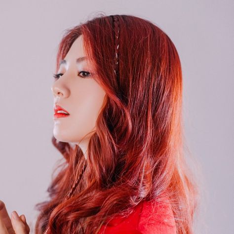 Raon Lee, Pop Artist, Asian Beauty, Long Hair Styles, Hair Styles, Hair, Beauty