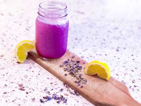 Can’t make it to the EPCOT Flower and Garden Festival this year? We’ve got you covered with our recipe for the EPCOT festival’s Violet Lemonade! Violet Lemonade, Epcot Flower And Garden Festival, Disney Drinks, Lemonade Concentrate, Purple Food, Very Merry Christmas Party, Lemonade Recipe, Epcot Food, Garden Festival