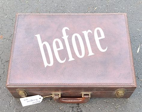 Decoupage Suitcase Diy, Painting Suitcases Diy Ideas, Decoupage Suitcase, Suitcase Display, Painted Suitcase, Suitcase Decor, Diy Suitcase, Vintage Briefcase, Suitcase Storage