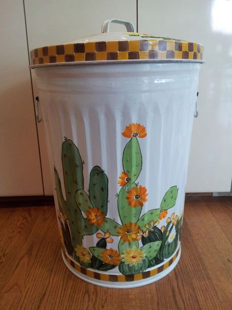 Painting Galvanized Metal, Painted Trash Cans, Metal Trash Cans, Garbage Storage, Flowering Cactus, Waste Baskets, Tin Can Crafts, Kitchen Trash Cans, White Trash