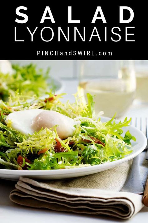 Salad Lyonnaise, the classic French bistro salad is so simple to make at home with this easy recipe (recette)! Pleasantly bitter frisee is tossed in a warm bacon dressing and topped with a perfectly poached egg! #saladlyonnaiserecette #saladlyonnaise #lyonnaisesalad Frisee Salad Recipes, Salad Lyonnaise, French Bistro Salad, Lyonnaise Salad, French Salad Recipes, French Catering, Restaurant Salads, Dandelion Salad, Bistro Salad