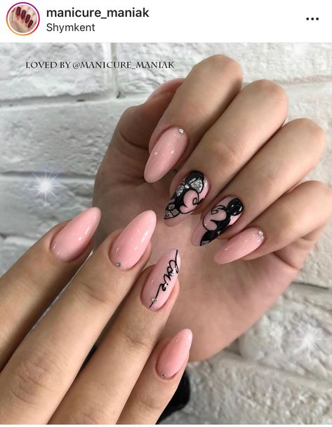 Manicure 2023, Luv Nails, Mickey Mouse Nails, Disney Acrylic Nails, Minnie Mouse Nails, Paris Nails, Mickey Nails, Mauve Nails, Nails Arts