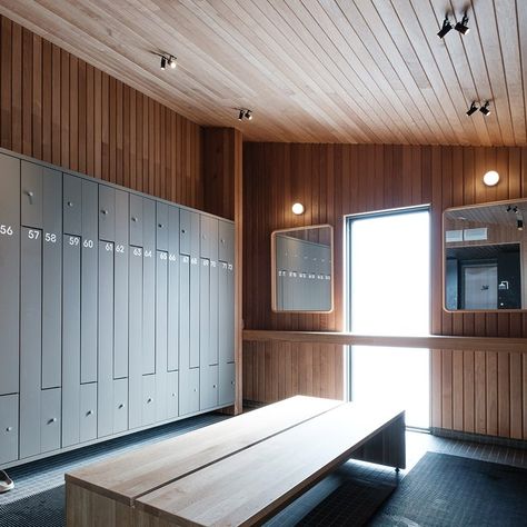 Allas Sea Pool - Lockers that suit the ocean vibe - Punta Oy Pool Locker Room, Gym Locker Room, Gym Locker Room Design, Locker Gym Design, Locker Room Shower, Wooden Cladding, Separating Rooms, Changing Room, Smart Solutions