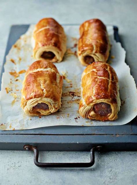 Chorizo and Cheese Sausage Roll | Sunday Brunch Cookbook Sausage Kolache, Easy Sausage Rolls, Sausage Roll Recipe, Savoury Pastry, Ham And Cheese Toastie, Pastry Treats, Pastry Rolls, Kolache Recipe, Party Nibbles