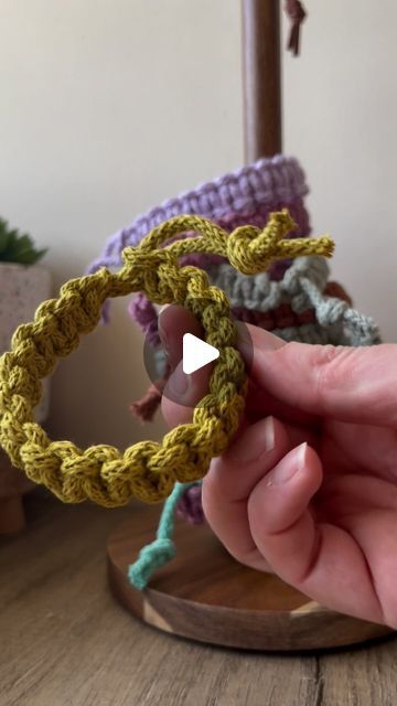 Beth Alpert on Instagram: "Obsessing over these macrame wrist bands!! They literally take only 5 minutes to make, and guess what? You can learn how to do it yourself on my first ever YouTube tutorial!! (Link in bio). 

#macrame #macramemakers #macramé #handmadewithlove #handmade #handmadeinbrisbane #macramelove #brisbane #macrameaccessories" Macrame Patterns Tutorials, I Am The One, Youtube Tutorials, Macrame Patterns, Do It Yourself, Brisbane, Macrame, Link In Bio, Do It