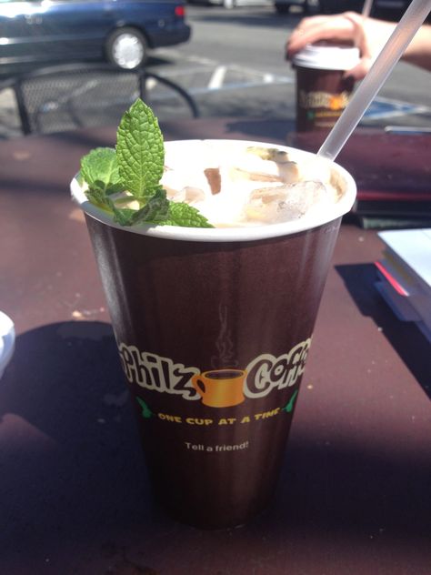 Philz Coffee Mint Mojito in Palo Alto, California :) Best Mojito Recipe, La Girl Aesthetic, Philz Coffee, Iced Chai, Mint Mojito, Mojito Recipe, Coffee Press, La Girl, Coffee Coffee