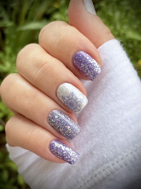 -Snow Biz over Couldn’t Carat Less -Shangri-La over Glitter Days Ahead -Over the Moon over Glitter Days Ahead -Home Sleet Home Nail Color Combos, Shiny Nails, Street Nails, Autumn Nails, Birthday Nails, Color Street Nails, Cool Nail Art, Mani Pedi, Nail Polish Colors