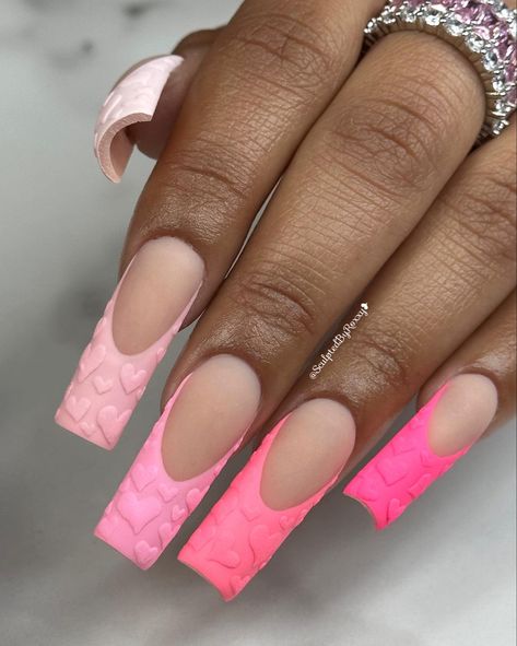 Pink nails, heart nails, sweater nails, Valentine day nails, French tip nails Valentines Day Sweater Nails, Sweater Heart Nails, Heart Sweater Nails, French Tip Valentines Day Nails, Pink Nails Heart, Heart French Tip, Valentine Day Nails, Nails Valentine, Nails French Tip