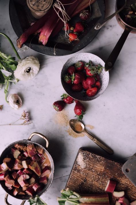 Rhubarb Pie with Lemon Crème Fraîche - Christiann Koepke Gluten Free Rhubarb Recipes, Meadow Tea, Rhubarb Bread, Bojon Gourmet, Strawberry Rhubarb Jam, Rhubarb Desserts, Gourmet Restaurant, Rhubarb Jam, Strawberry Rhubarb Pie