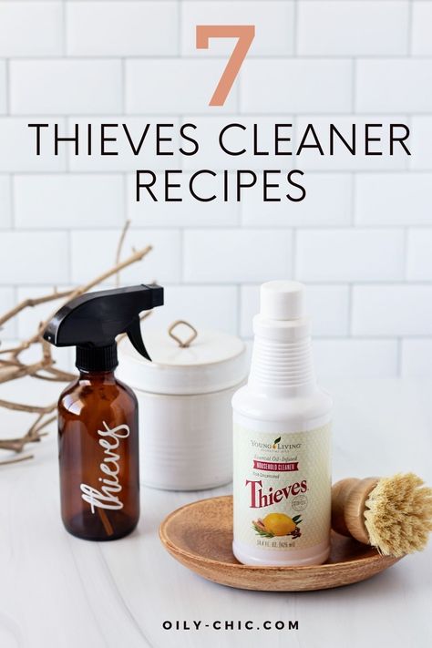 Thieves Cleaner Recipe, Window Cleaner Recipes, Diy Cleaning Wipes, Essential Oils Young Living, Disinfectant Wipes, Thieves Cleaner, Thieves Household Cleaner, Diy Essential Oil Recipes, Thieves Essential Oil