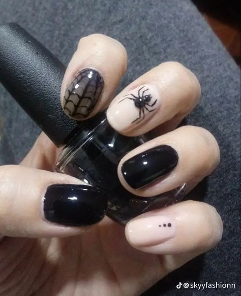 Grunge Aesthetic Nails, Minimalist Grunge, Aesthetic Nails, Grunge Nails, Grunge Aesthetic, Short Nails, Nail Inspo, Google Search, Nails