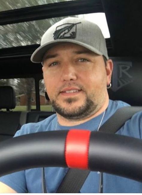 Jason!** Jason Aldean Selfie, Jason Aldean Tattoos, Men Singers, Luke Bryan Songs, Jason Aldean Concert, Jason Alden, Blake Sheldon, Cole Swindell, Lexi Kaufman