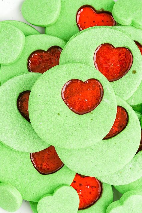 Green Christmas Cookies, Bakery Window, Christmas Cookie Tray, Window Cookies, Grinch Heart, Baking Holiday, Grinch Cookies, White Chocolate Bark, Stained Glass Heart