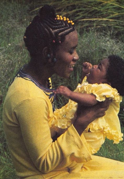 Look 80s, Black Motherhood, I Love Being Black, Unapologetically Black, Oh My Goddess, Vintage Black Glamour, Black Photography, Black Excellence, Black Power