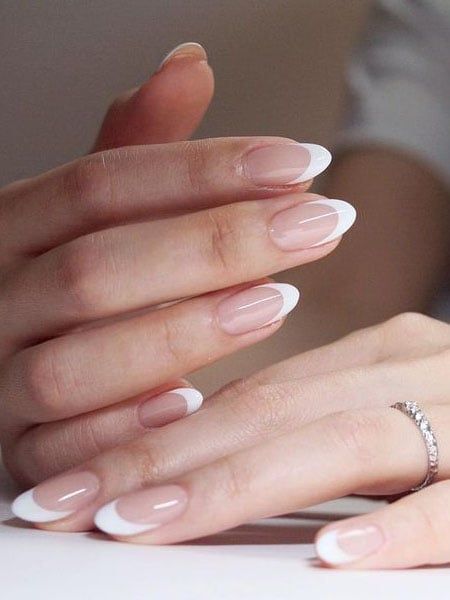 French Manicure Long Nails, French Nails Design, Coffin Ombre, Almond Nails French, French Manicure Designs, Manicure Nail Designs, French Tip Nail Designs, French Manicure Nails, Stylish Nails Designs