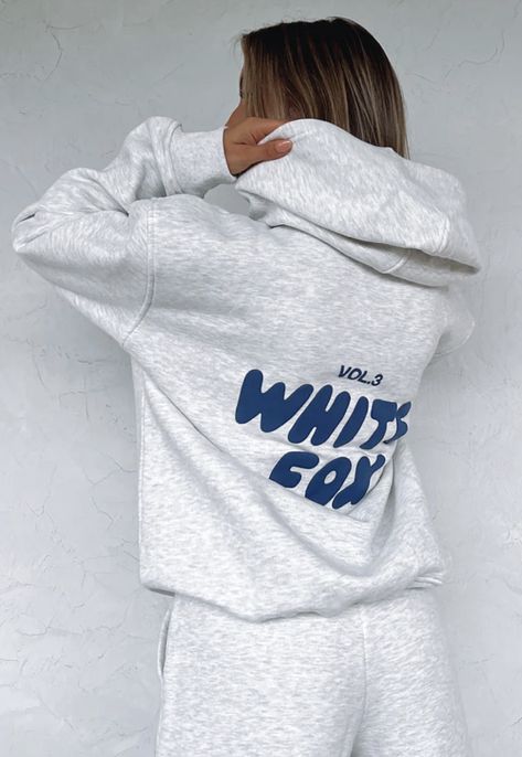 White Fox Hoodie, Winter Date Outfits, Fox Hoodie, Cute Jumpers, First Date Outfits, Hoodie Jumper, Trendy Hoodies, Future Clothes, Casual Preppy Outfits