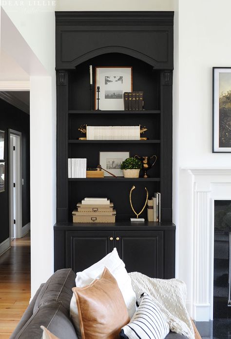 Black White Gold Living Room, Bookshelves Black, Black Bookcases, Painted Built Ins, Living Room Traditional, Built In Shelves Living Room, Black Bookcase, Dear Lillie, Black And White Living Room