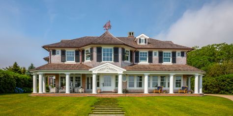 Warm Welcome | Cape Cod New Construction | Polhemus Savery DaSilva Exterior House Ideas, Cape Cod House Interior, House Gutters, Character Homes, House Mediterranean, Amazing Houses, Shingle Style Homes, Porch Columns, Chimney Cap