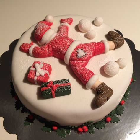 Santa Claus Cake Ideas, Santa Cakes, Santa Claus Cake, Chocolate Christmas Cake, Christmas Fondant, Teddy Cakes, Santa Cake, Christmas Themed Cake, Cake Lettering