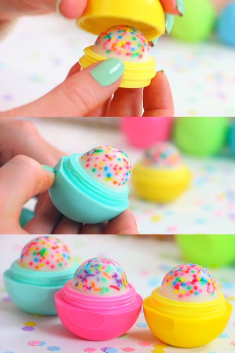 Eos Diy, Fun Diy Projects, Diy Cupcake, Lip Balm Containers, Diy Crafts For Teens, Homemade Lip Balm, Crafts For Teens To Make, Diy Cupcakes