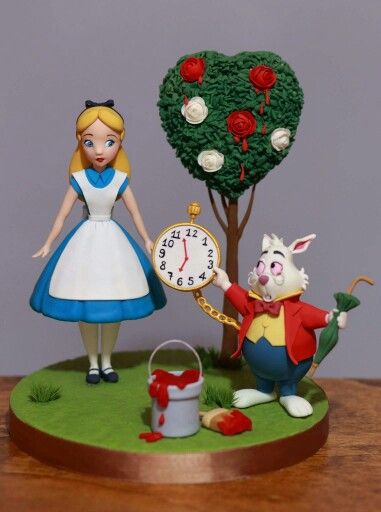 Cute Alice In Wonderland Figurines, Rabbit Alice In Wonderland, Alice In Wonderland Cake, White Rabbit Alice In Wonderland, Alice In Wonderland Diy, Wonderland Cake, Alice In Wonderland Cakes, Alice In Wonderland Birthday, The White Rabbit