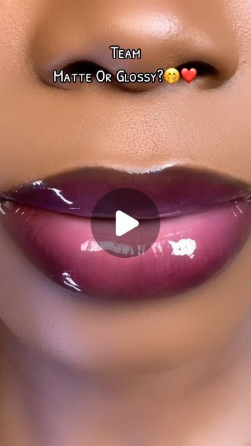 Dark Skin Red Lipstick, Lip Combo Dark Skin, Red Lip Makeup Look, Black Lip Liner, Pink Lip Combo, Red Lips Makeup Look, Red Lip Gloss, Lip Tutorial, Red Lip Makeup