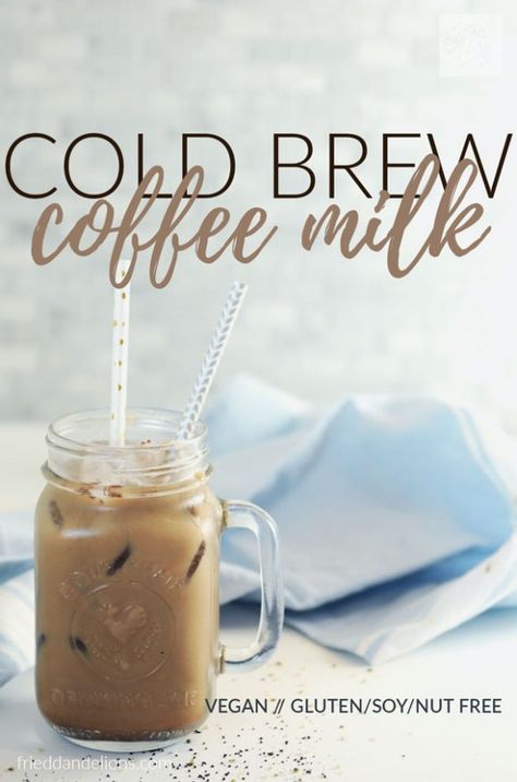 Cold Brew Coffee Milk takes just minutes to prepare, & yields enough coffee to last all week! Cold Brew Coffee Ratio, Make Cold Brew, Cold Brew Coffee Recipe, Cold Brew At Home, Cold Brew Iced Coffee, Cold Coffee Recipes, Making Cold Brew Coffee, Coffee Drink Recipes, Ice Coffee Recipe