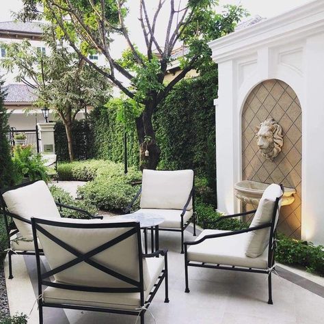 Greek Inspired Garden Patio, Classic Patio Design, Parisian Backyard, Tyre Chair, Tire Chair, French Courtyard, Tire Furniture, Outdoor Furniture Design, Classic Garden