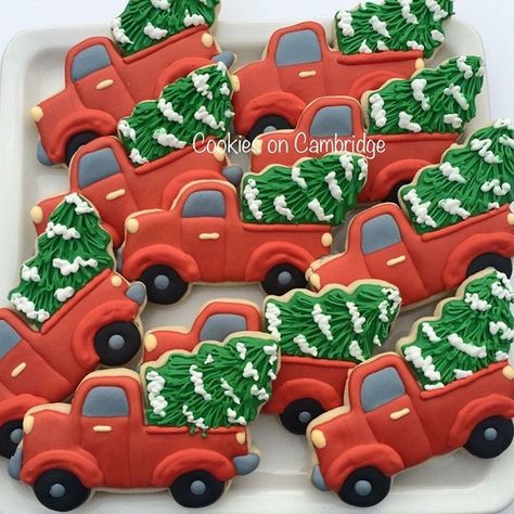 Truck Cookies, Christmas Cutout Cookies, Christmas Sugar Cookies Decorated, Day After Thanksgiving, Cookie Decorations, Christmas Cutouts, Cookie Business, Sugar Cookie Designs, Cookie Party