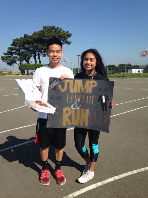 Track promposal Track Promposal, Creative Prom Proposal Ideas, Jump Dance, High School Relationships, Promposal Ideas, Prom Posters, Dance Proposal, January Baby, Triple Jump