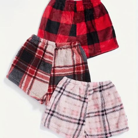 Newso Cute!! 3pc Plaid Soft And Fuzzy Pajama Shorts. Elastic Waistband. Super Super Soft!! Perfect As A Gift Or For Yourself. Size Medium. Nwt Pajamas Shorts Outfit, Fuzzy Pajama Pants, Plaid Pjs, Fuzzy Shorts, Flannel Pjs, Pyjamas Womens, Cute Sleepwear, Cute Pajama Sets, Cute Lazy Outfits