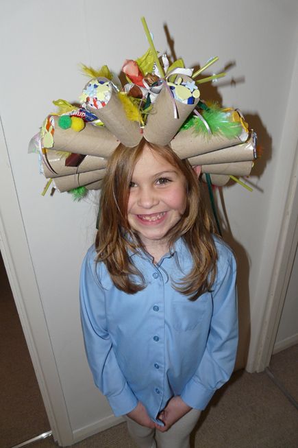 Playful Hairstyles, Easter Hat Parade, Recycled Costumes, Carnival Crafts, Wacky Hair Day, Mad Hat, Crazy Hat Day, Silly Hats