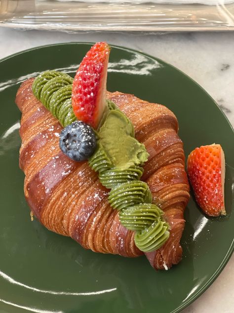 Crossiant Aesthetic, Matcha Croissant, Gouache Practice, Strawberry Croissant, Blueberry Croissant, Croissant Aesthetic, Matcha Cafe, Strawberries And Blueberries, Coffee Club