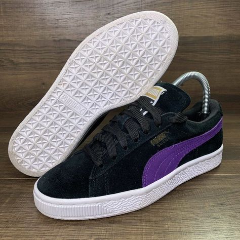 NIB Puma Womens Size 6.5 SUEDE Classic Shoes BLACK /PURPLE 355462-43 Chilanga Mulilo, Puma Suede, Puma Shoes, Classic Shoes, Shoes Black, Puma Sneaker, Color Scheme, Black Shoes, Color Schemes